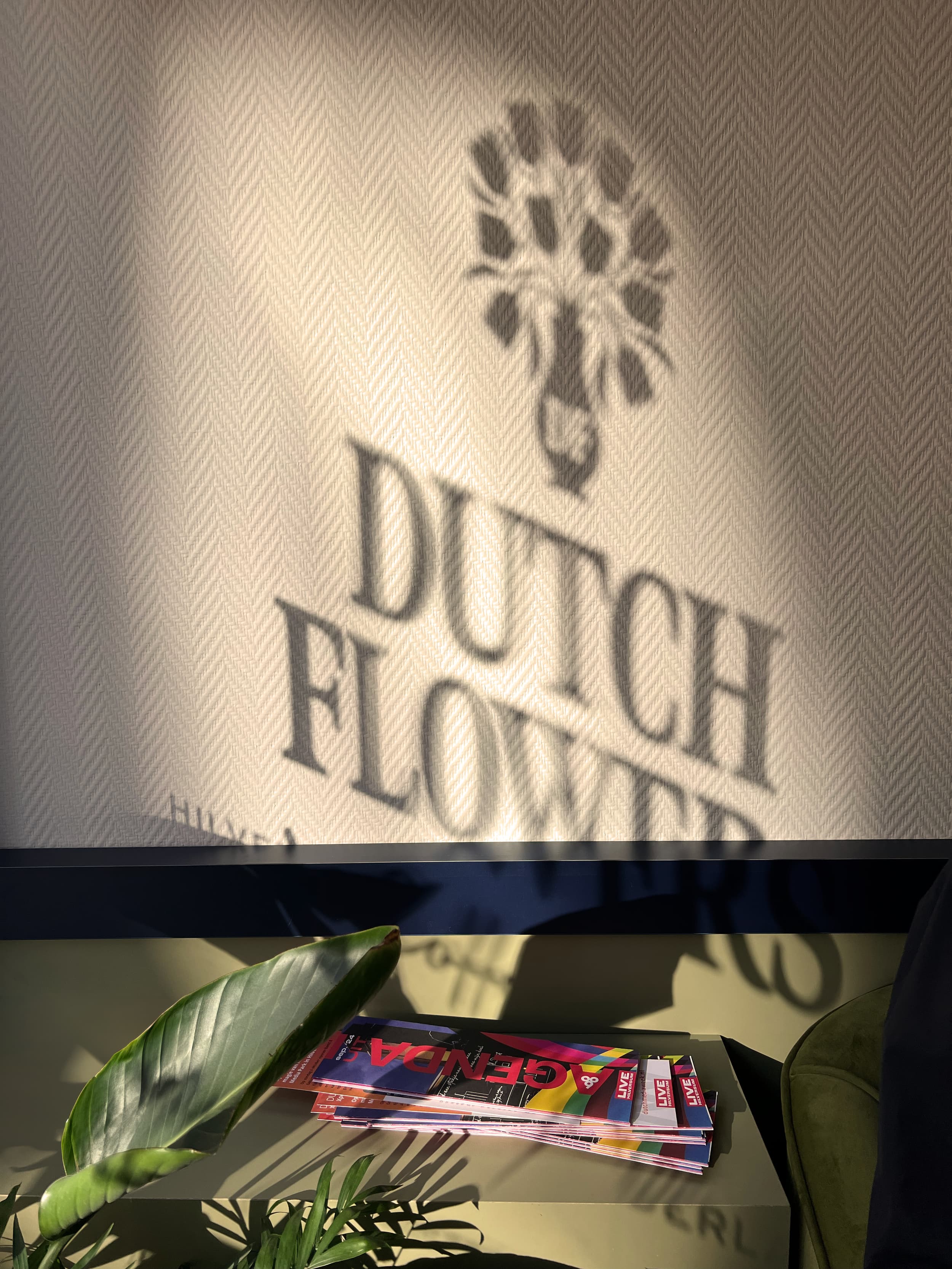 Coffeeshop Dutch Flowers